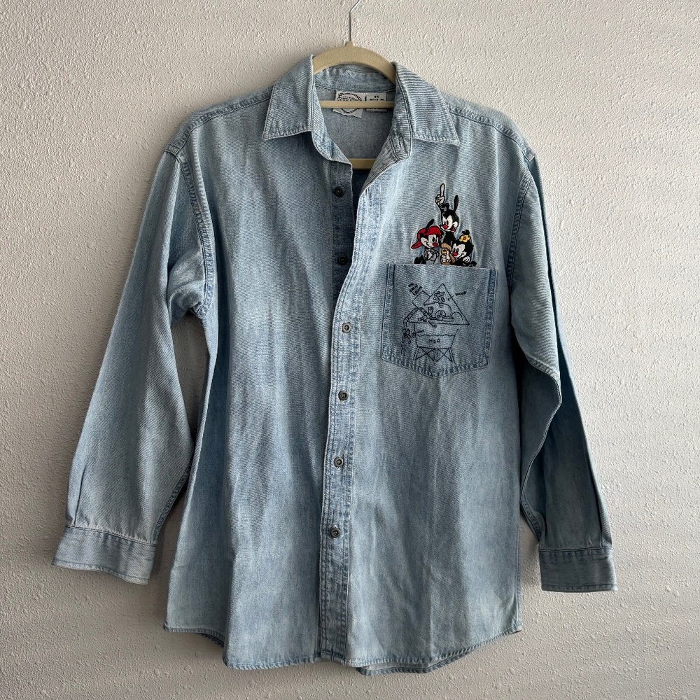 Vintage 1994 ANIMANIACS Size XS Embroidered Button Down Warner Bros Cotton Shirt